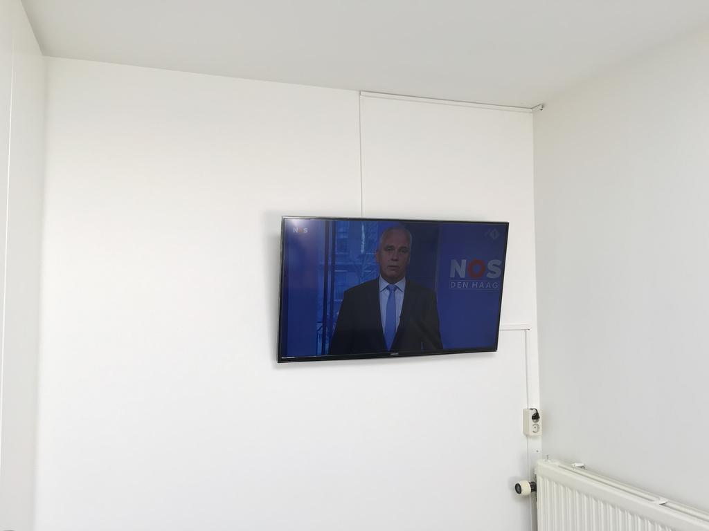 Budget Hotel De Witte Hoeck Amsterdam Wormerveer Esterno foto
