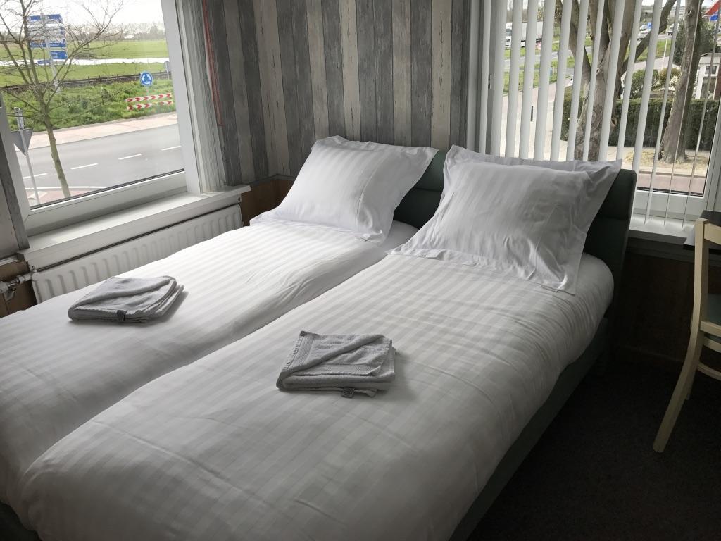 Budget Hotel De Witte Hoeck Amsterdam Wormerveer Esterno foto