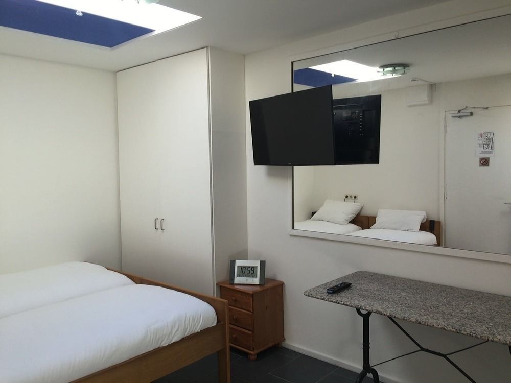 Budget Hotel De Witte Hoeck Amsterdam Wormerveer Esterno foto