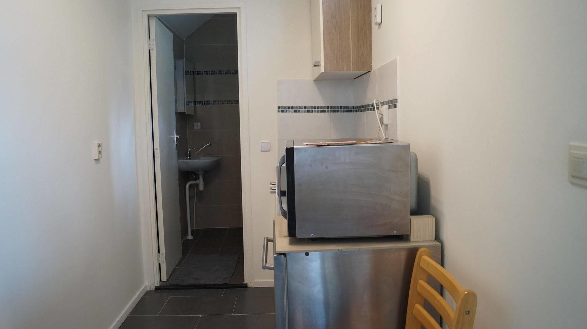 Budget Hotel De Witte Hoeck Amsterdam Wormerveer Esterno foto