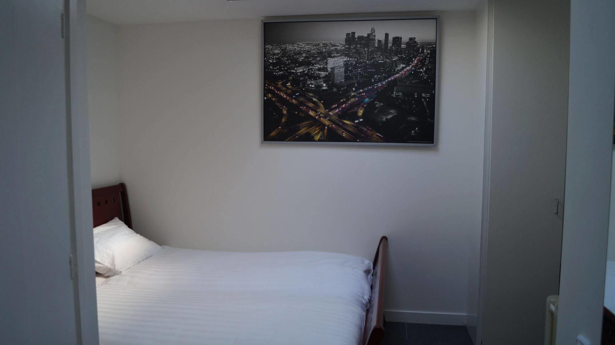 Budget Hotel De Witte Hoeck Amsterdam Wormerveer Esterno foto